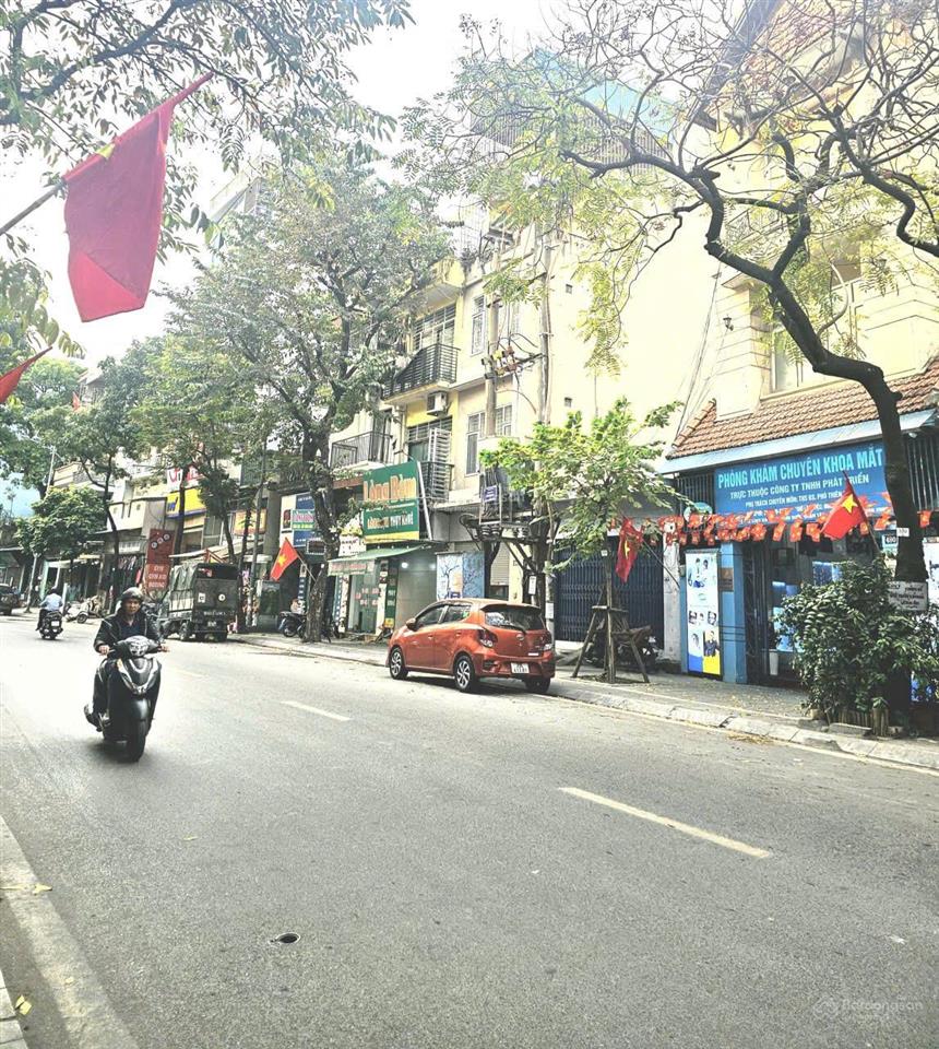Cho thuê nhà nguyên căn mặt phố thụy khuê, tây hồ 5 tầng, full nội thất, gần chợ bưởi
