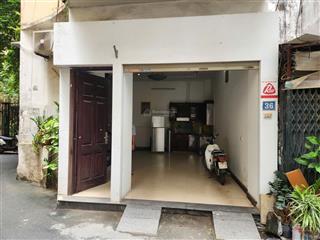 Cho thuê nhà nguyên căn 40m2 ngõ phố phùng chí kiên 3 tầng, 3 phòng ngủ giá chỉ 8 triệu/tháng