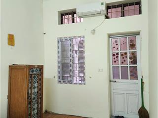 Cho thuê nhà nguyên căn ngõ 639 hoàng hoa thám, ngọc hà, hà nội  3 phòng ngủ  giá thỏa thuận