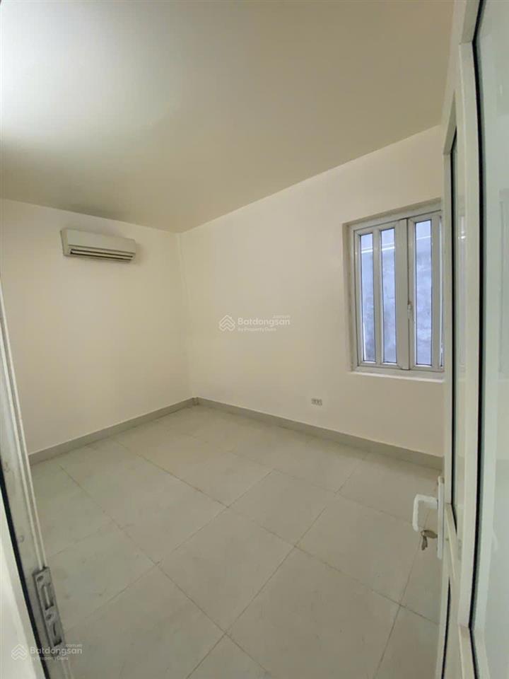 Bán nhà riêng gia lâm 126m², 3 tầng, sân đỗ ô tô, ngõ ô tô, kế bên vinhomes ocean park 1