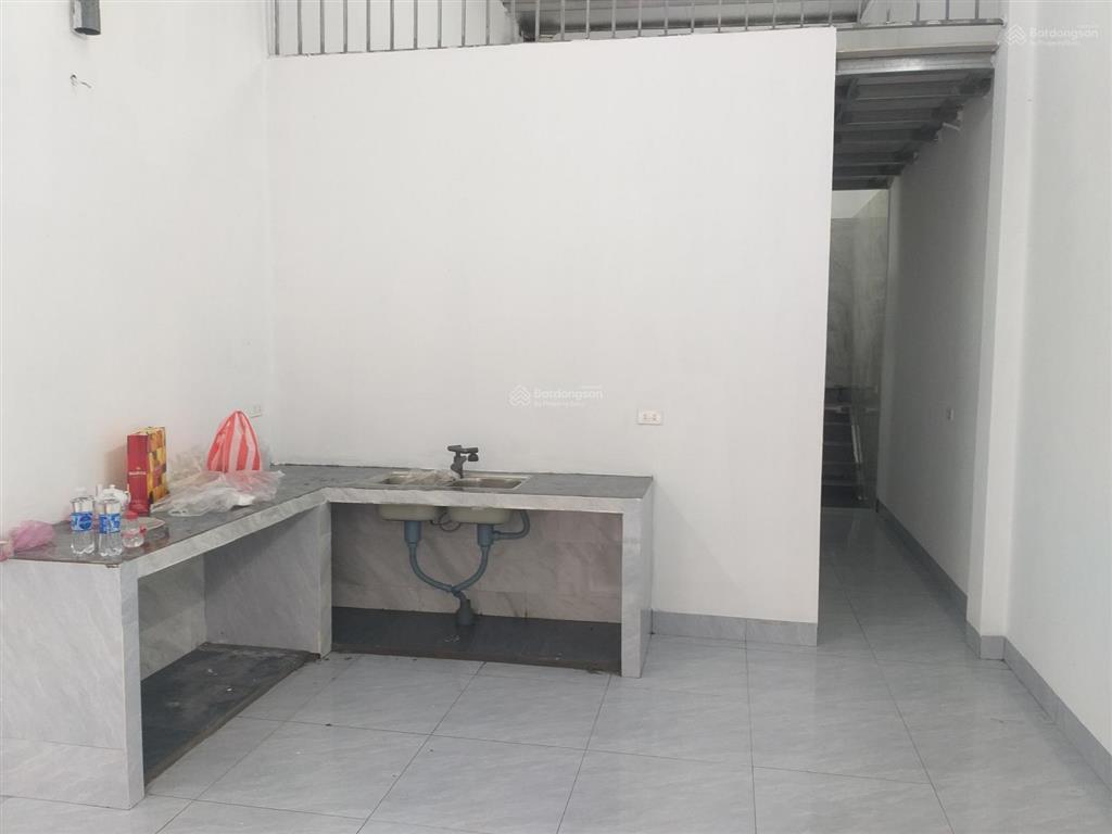 Cho thuê nhà tập thể xí nghiệp bắc hà đông anh hà nội