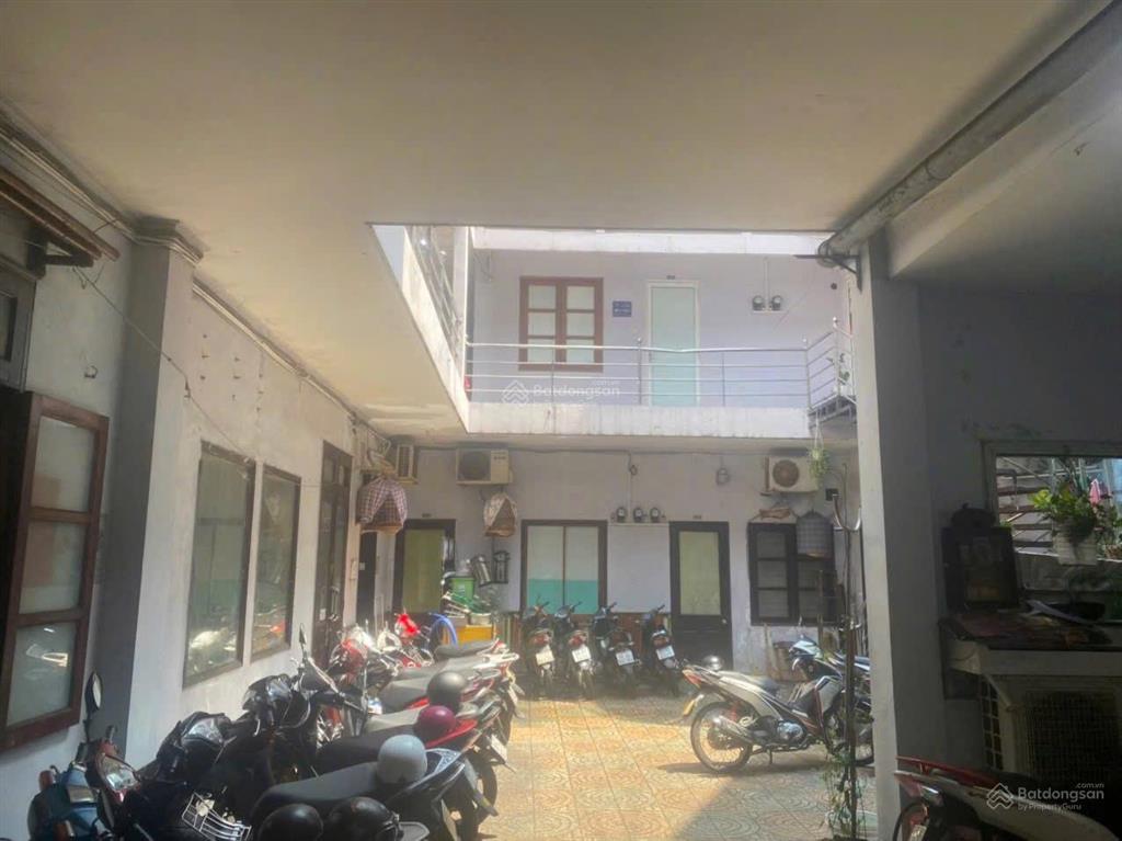Bán nhà mt nguyễn kiệm pn. ngang 10m , 420m2 giá 65 ty