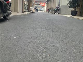 Cần bán nhà hẻm 38 hoàng văn thụ phú nhuận 5 tầng giá 11.5 tỷ