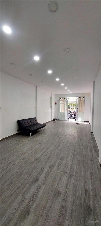 Cần bán gấp nhà hxh 43 trần hữu trang pn giá 11 tỷ