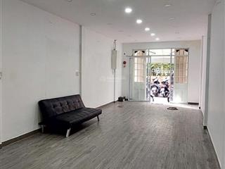 Cần bán gấp nhà hxh 43 trần hữu trang pn giá 11 tỷ