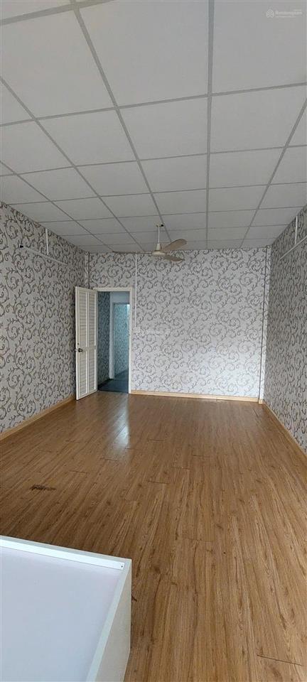 Cần bán gấp nhà hxh 43 trần hữu trang pn giá 11 tỷ