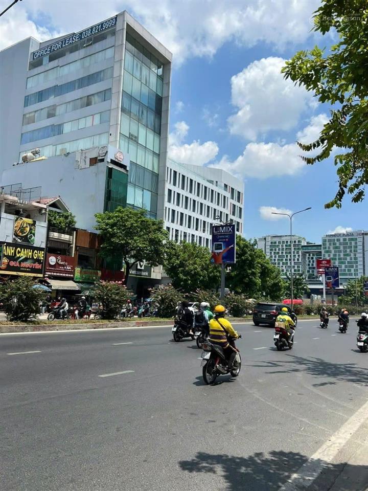 Chính chủ bán nhà 236 cộng hoà 6 tầng giá 25.5 tỷ