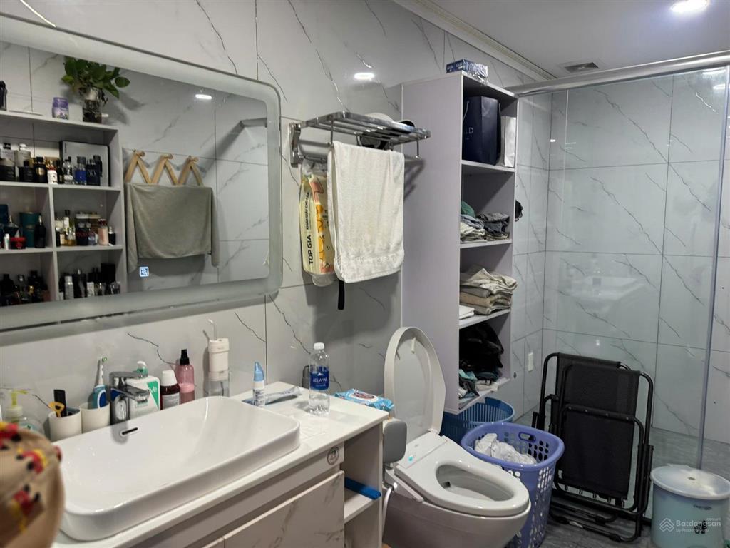 Cần bán nhà hxh 4m đường võ văn tần p5 quận 3. giá chỉ 12 tỷ