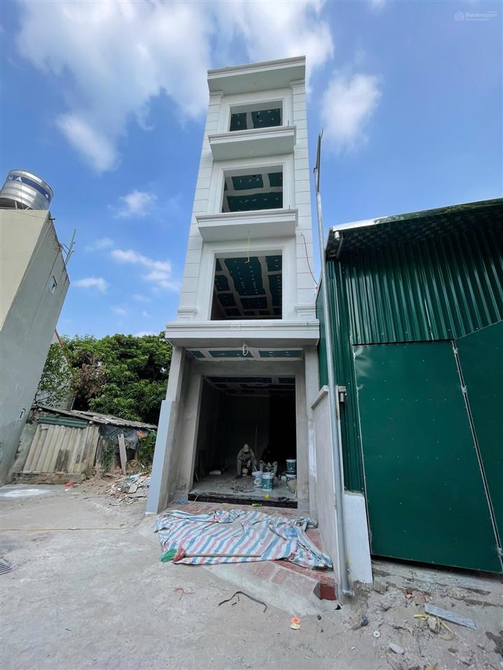 61m đa tốn sẵn nhà 4 tầng hiện đại, ô tô vào tận đất giá chỉ 7,3 tỷ