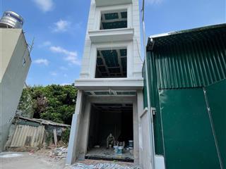 61m đa tốn sẵn nhà 4 tầng hiện đại, ô tô vào tận đất giá chỉ 7,3 tỷ