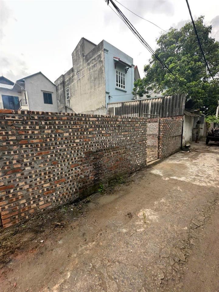 72m dương quang đường ô tô 16 chỗ giá chỉ 4 tỷ