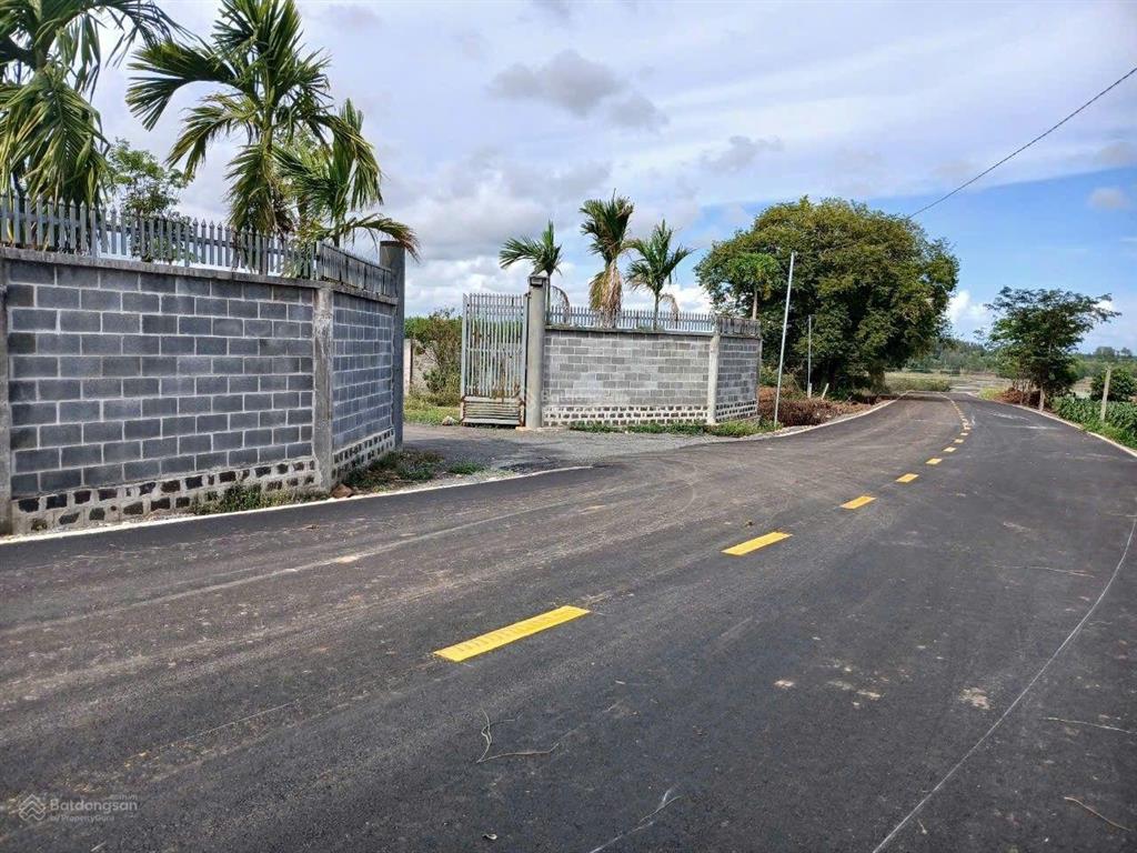 Bán gấp đất nền tại hẻm 299, lê duẩn, 28 tỷ, 7500 m2, view đẹp