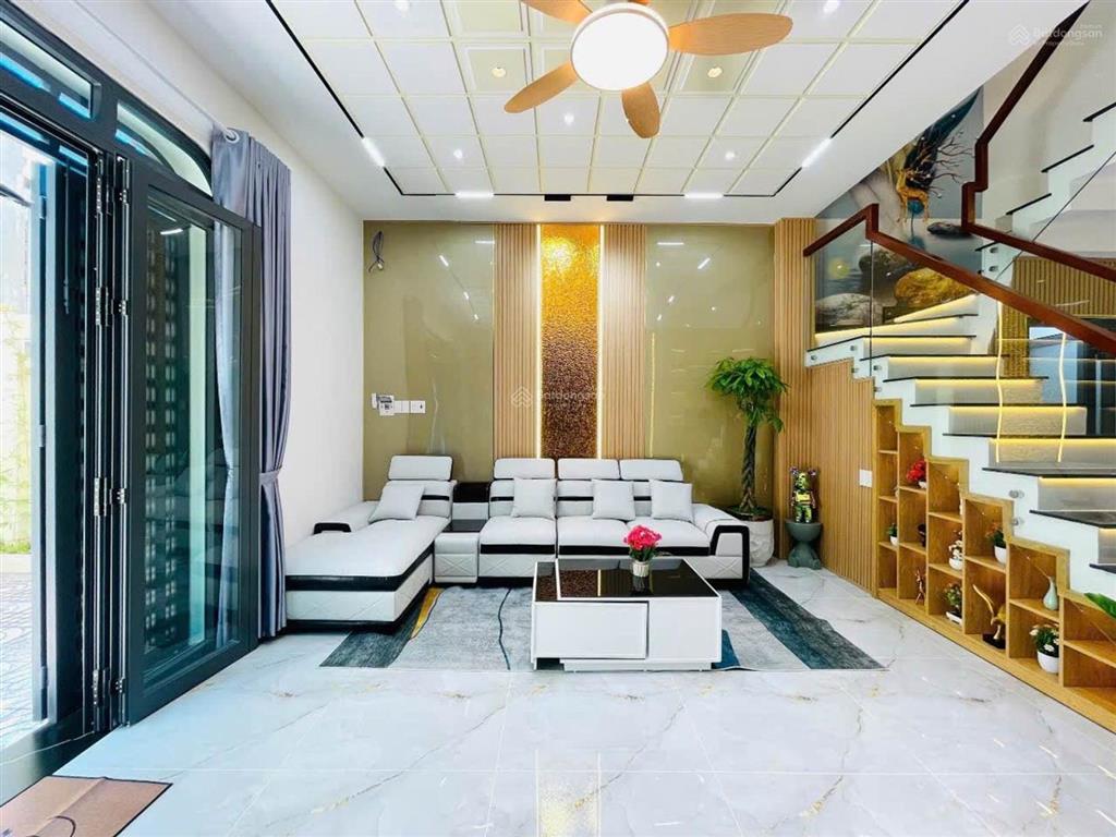 Khu vip hàng xóm city land  117 triệu|m2, thống nhất  nhà mới  cho thuê 17tr/tháng  3pn5wc