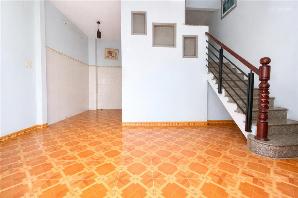 119 triệu|m2  xe tải 10mét  326/ nguyễn văn lượng  40m2  4.8 tỷ tl. nở hậu  ngang 5 mét
