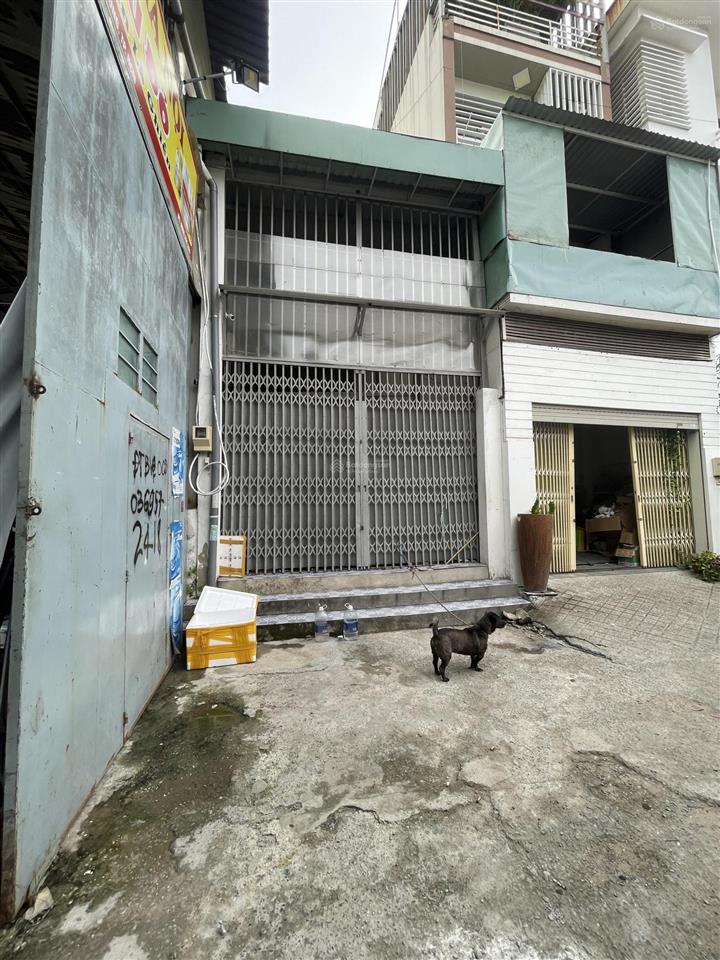 Cho thuê đất 11tr có kho 60m2 nguyễn xí  cầu sắt bình thạnh chính chủ