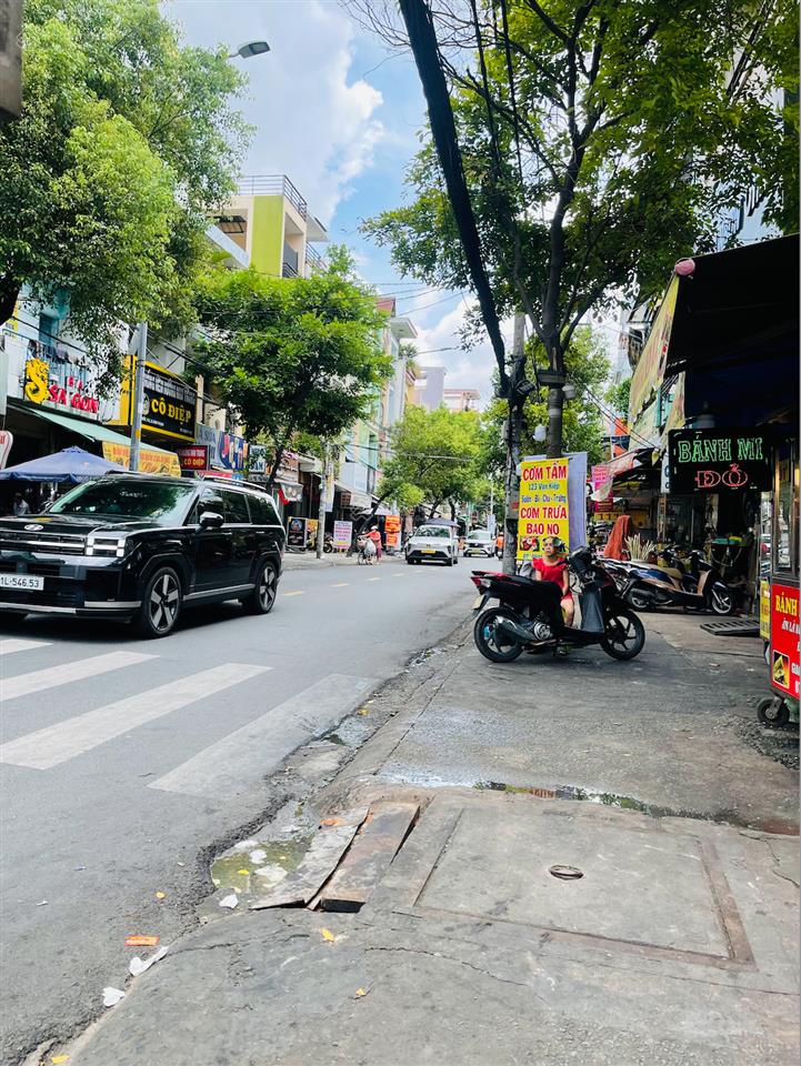 Bán nhà sát phan xích long, 90m2 c4  khu phố dân trí bt175n64n5vk