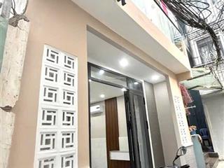 Nhà bán hàng xanh  1 căn ra hẻm xe tải dbp224/84abg nguyễn cửu vân