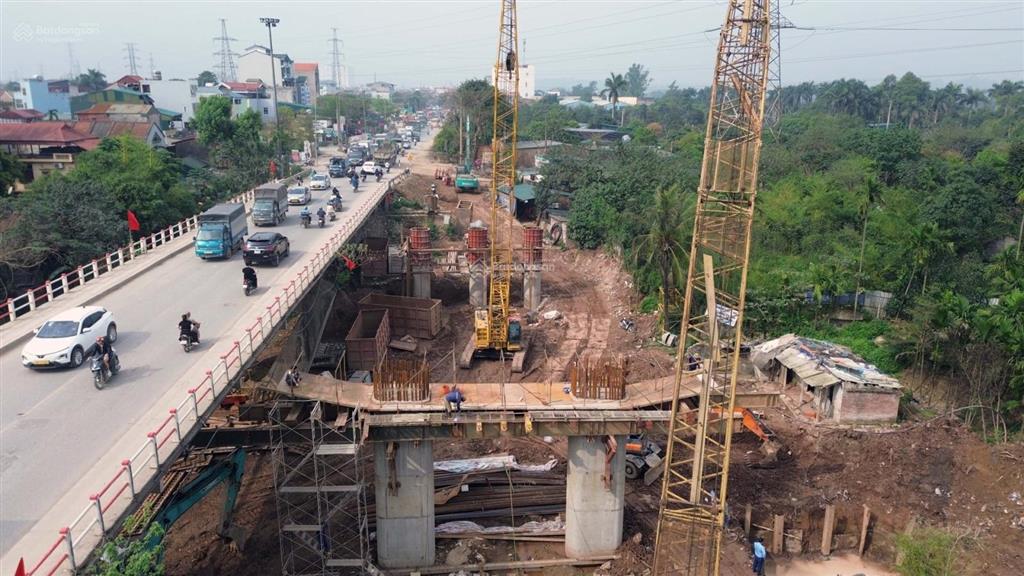 Bán đất mặt tiền quốc lộ 6, 14 tỷ vnd, 100.6m2, đất kinh doanh,hàng hiếm tại giá tốt