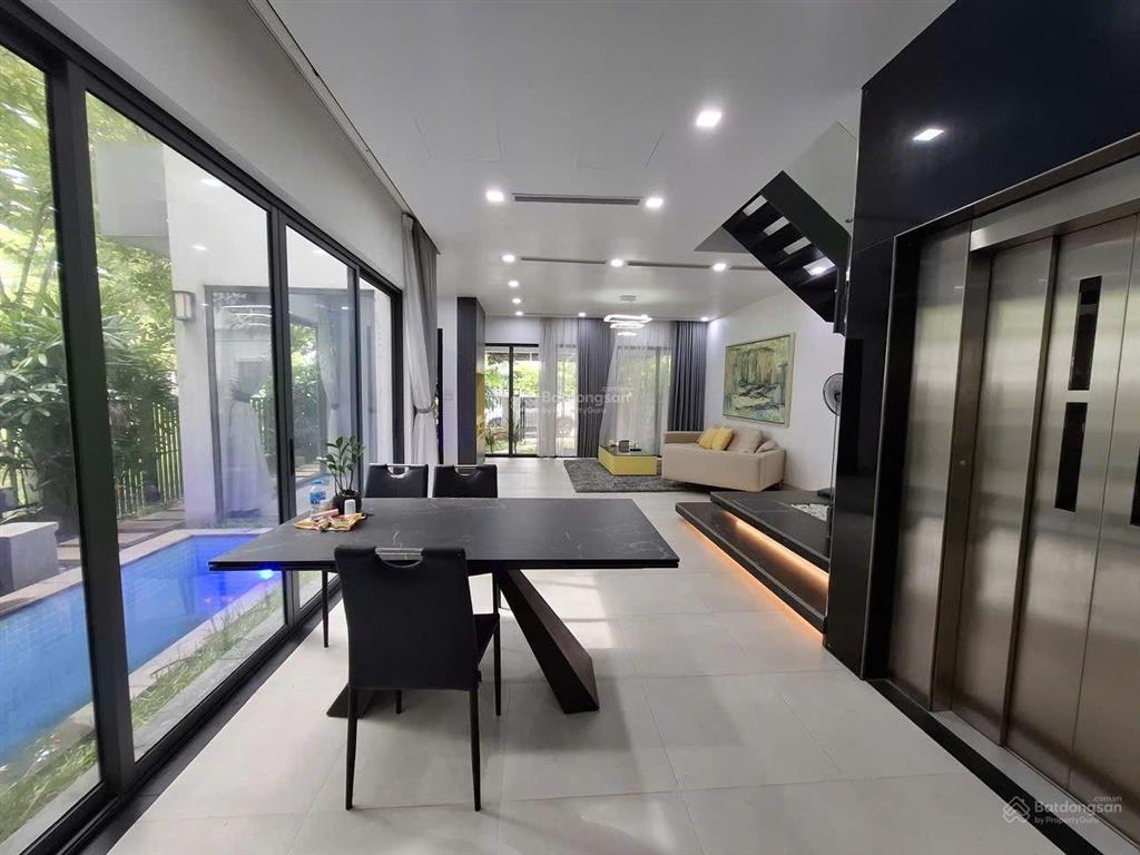 Cho thuê biệt thự song lập  4pn 3vs  gamuda gardens, hoàng mai, hà nội (có thang máy)