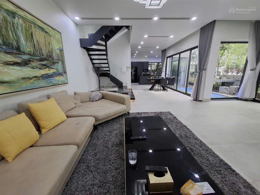 Cho thuê biệt thự song lập  4pn 3vs  gamuda gardens, hoàng mai, hà nội (có thang máy)