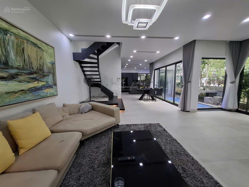 Cho thuê biệt thự song lập  4pn 3vs  gamuda gardens, hoàng mai, hà nội (có thang máy)