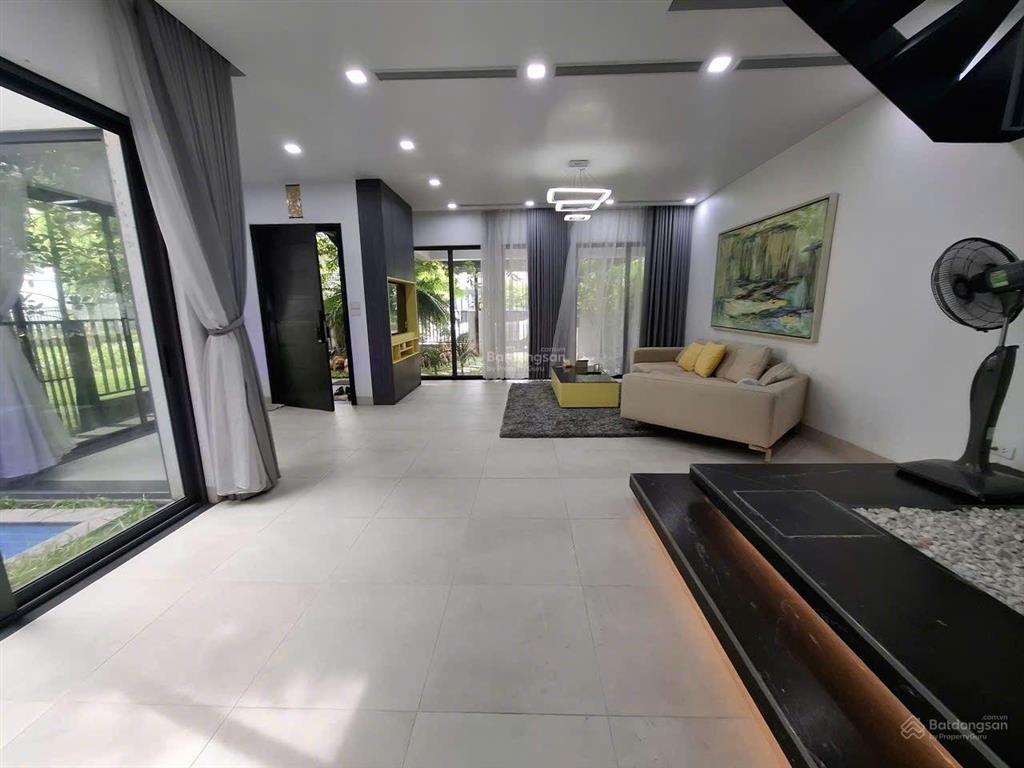 Cho thuê biệt thự song lập  4pn 3vs  gamuda gardens, hoàng mai, hà nội (có thang máy)