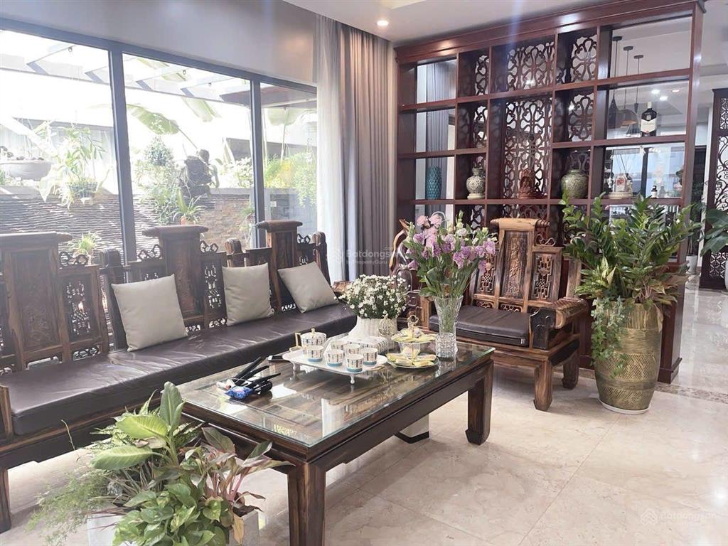 Bán bt song lập mái thái, gamuda gardens, hoàng mai, hà nội (hướng đông nam  sẵn ở  có thang máy)