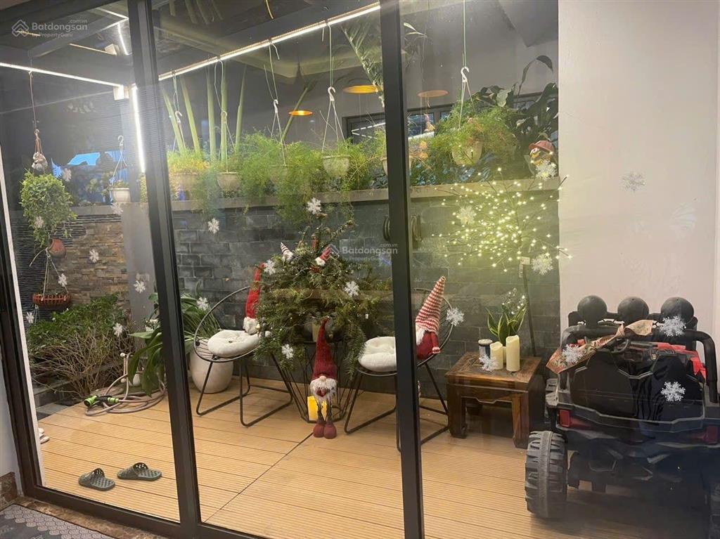 Bán bt song lập mái thái, gamuda gardens, hoàng mai, hà nội (hướng đông nam  sẵn ở  có thang máy)