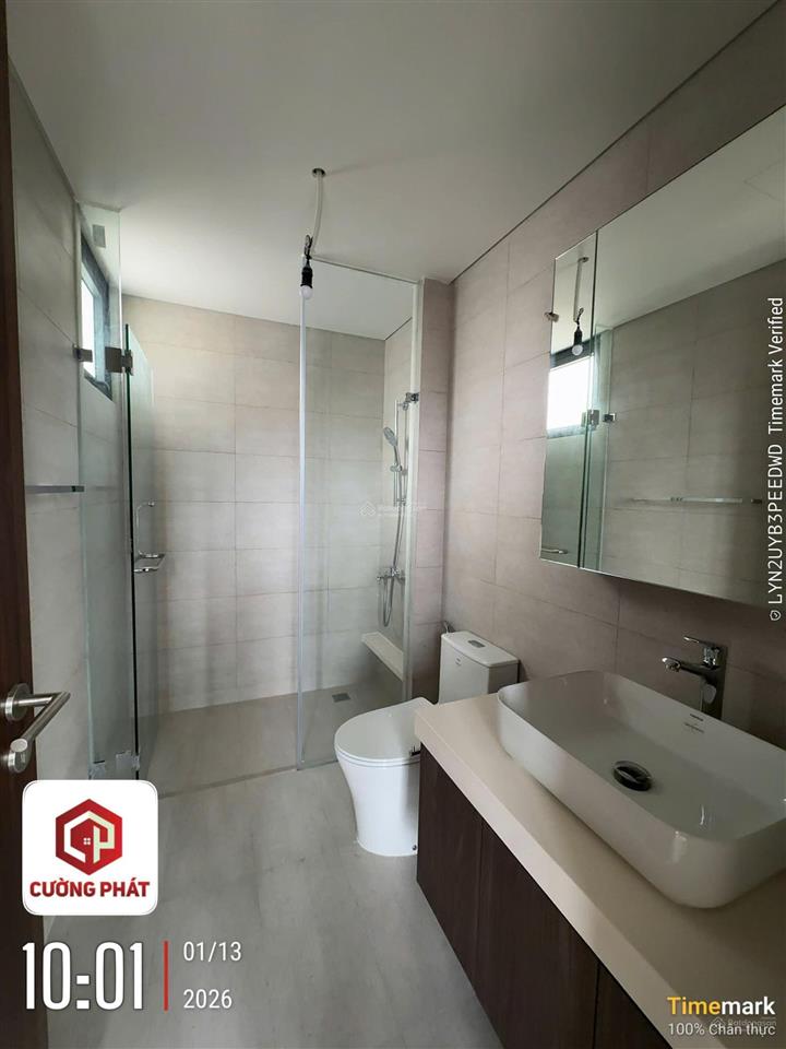 Cho thuê căn hộ 2pn tầng cao, 81m2 tại the infiniti riviera point, 20 triệu vnd, miễn phí quản lí