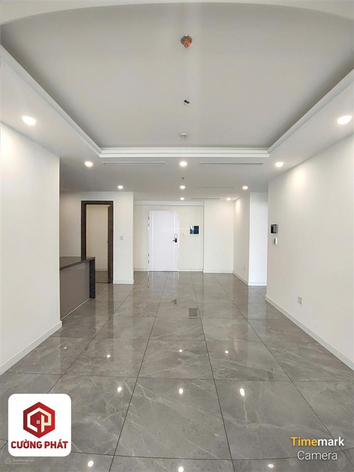 Cho thuê noble crystal riverside 2pn +1  129m2  giá 15tr/th miễn phí quản lí, tầng cao