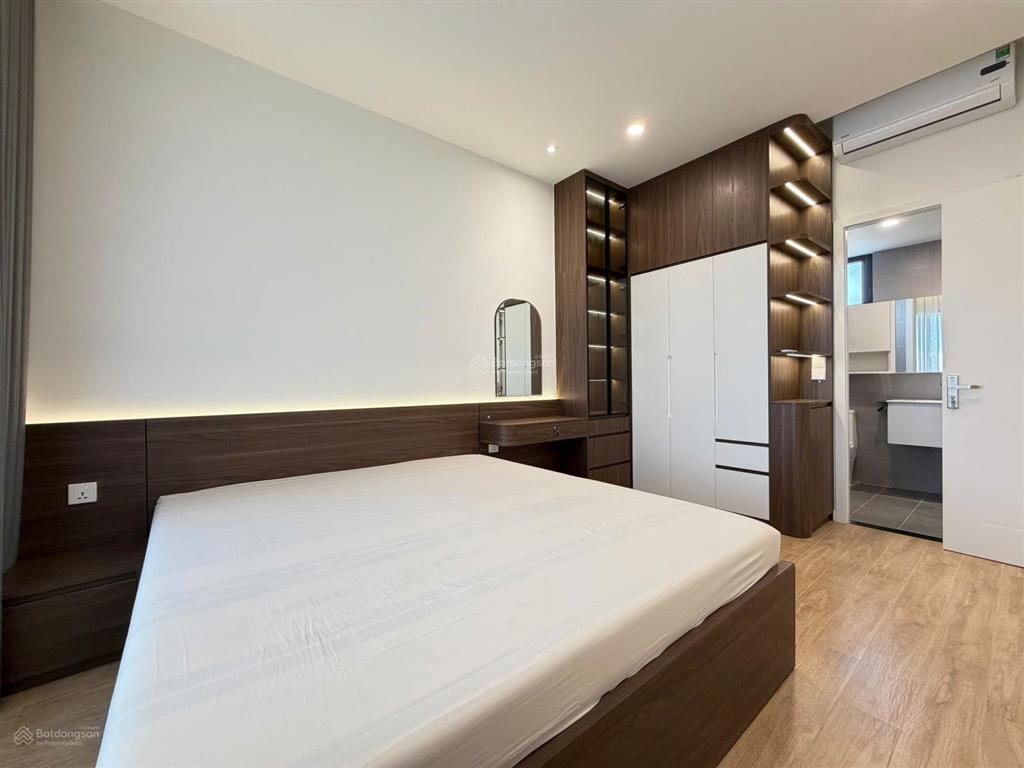 Cho thuê căn hộ 2pn, 2wc tại the infiniti riviera point, 32 triệu, 81m2, giá tốt