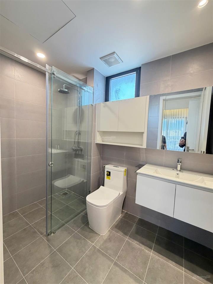 Cho thuê căn hộ 2pn, 2wc tại the infiniti riviera point, 32 triệu, 81m2, giá tốt