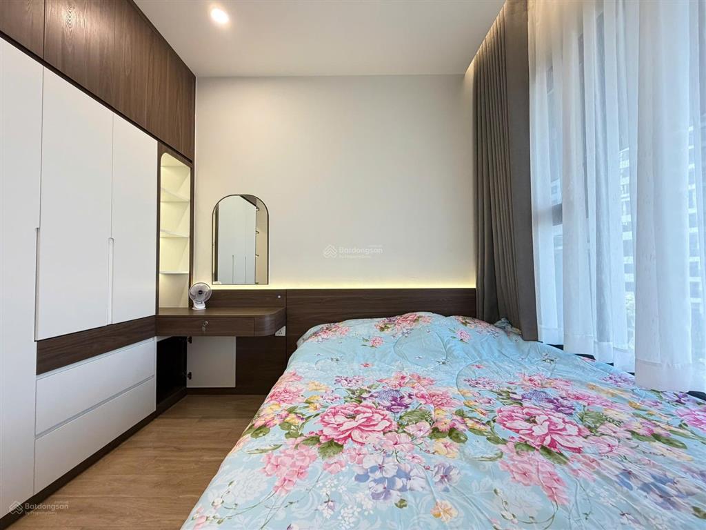 Cho thuê căn hộ 2pn, 2wc tại the infiniti riviera point, 32 triệu, 81m2, giá tốt