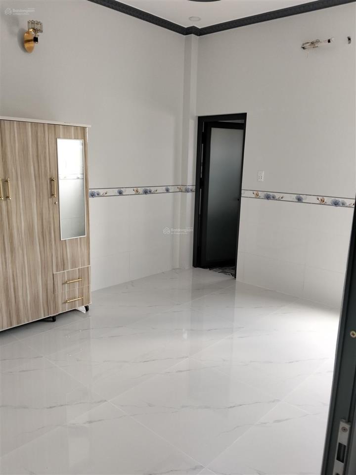 Anh chủ gửi bán nhà mặt tiền đường nhựa mỹ lộc  phước hậu 8m dt 137m2