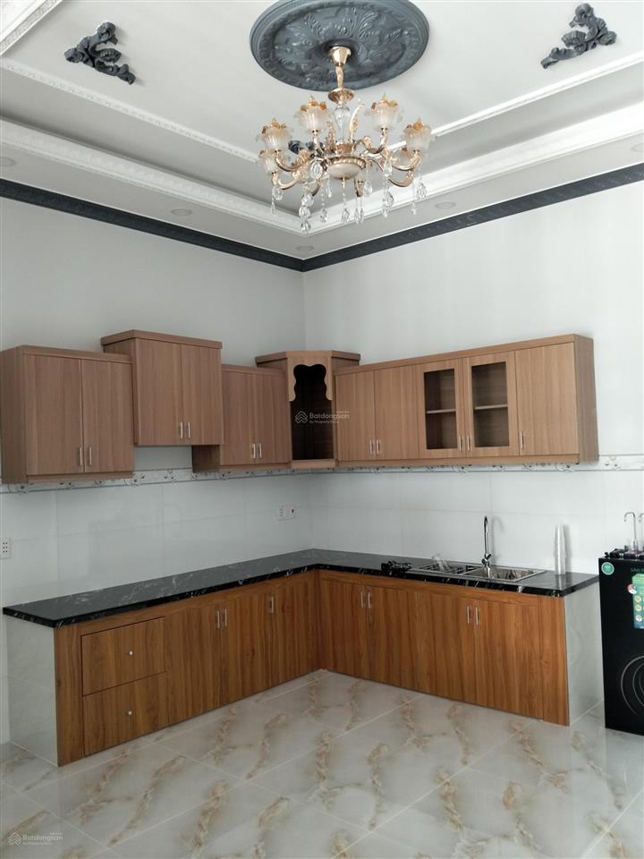 Anh chủ gửi bán nhà mặt tiền đường nhựa mỹ lộc  phước hậu 8m dt 137m2