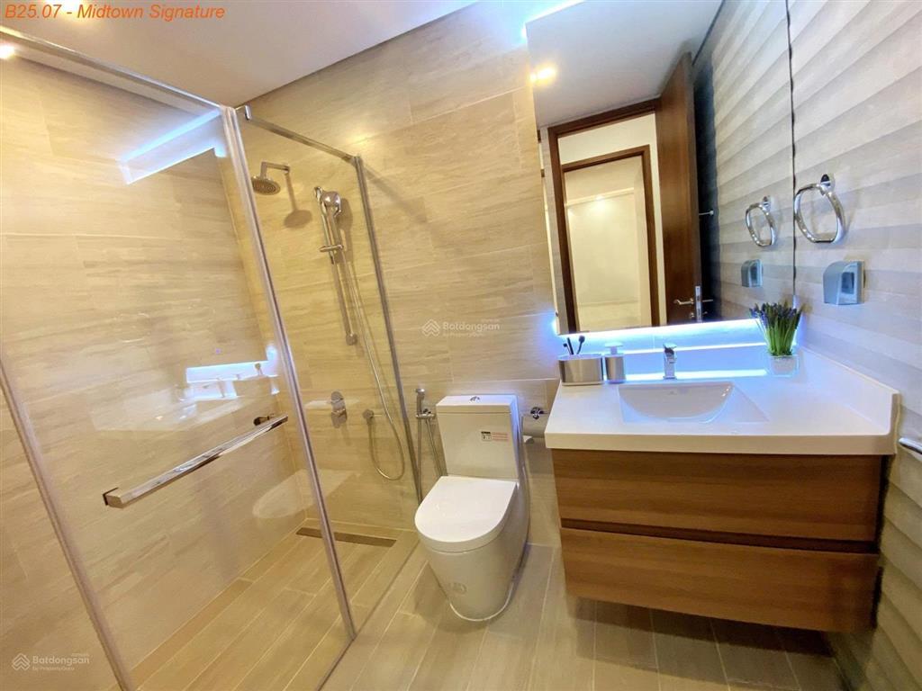 Cho thuê căn hộ midtown 2pn, full nội thất, nhà mới 100%, giá 25tr/tháng  0777 928 *** mr. đức huy