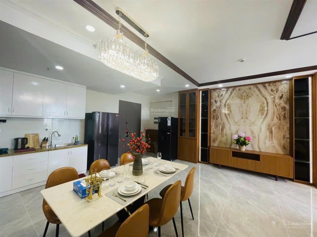 Cho thuê midtown 3pn, căn góc,135m2, giá 50tr/tháng,full nội thất cao cấp,nhà mới + ảnh thật 100%