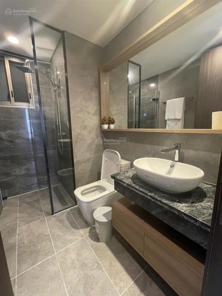 Cho thuê midtown 3pn, căn góc,135m2, giá 50tr/tháng,full nội thất cao cấp,nhà mới + ảnh thật 100%