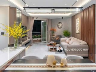 Gia đình cần cho thuê gấp sky garden 3, 2pn 2wc, full nội thất cao cấp mới 100% mr.đức huy
