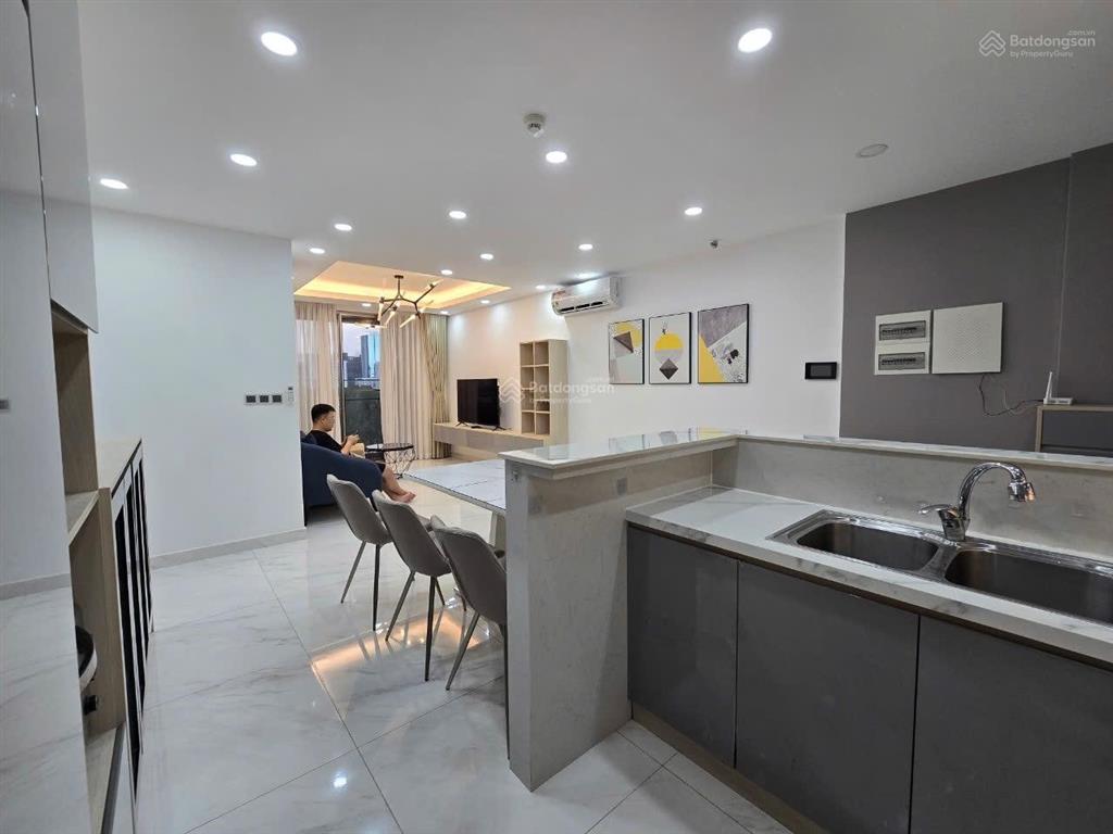 Cho thuê midtown 3pn,1plv căn góc, 135m2, giá 45tr/tháng, nhà full nội thất cao cấp. 0777 928 ***