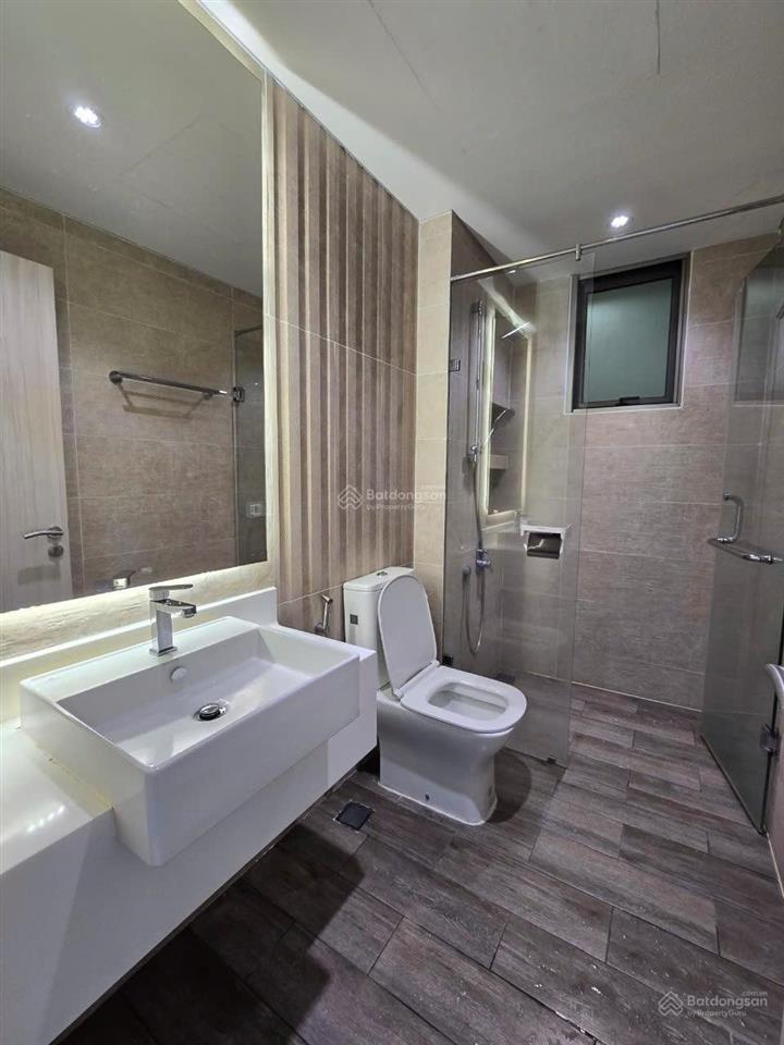 Cho thuê midtown 3pn,1plv căn góc, 135m2, giá 45tr/tháng, nhà full nội thất cao cấp. 0777 928 ***