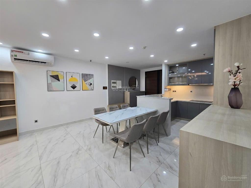 Cho thuê midtown 3pn,1plv căn góc, 135m2, giá 45tr/tháng, nhà full nội thất cao cấp. 0777 928 ***