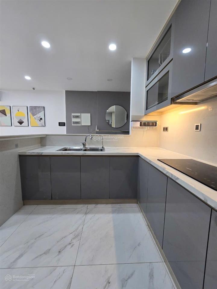 Cho thuê midtown 3pn,1plv căn góc, 135m2, giá 45tr/tháng, nhà full nội thất cao cấp. 0777 928 ***