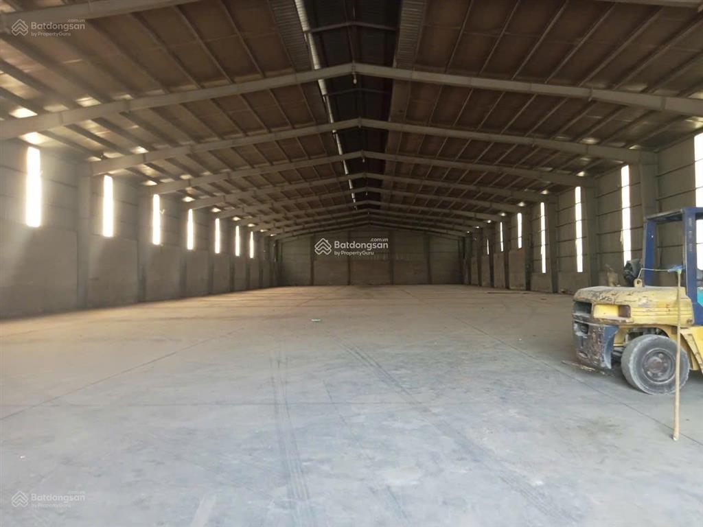 Cho thuê kho xưởng 100m² tầng 1, 750m² tầng 2 xuất hóa đơn đầy đủ vat