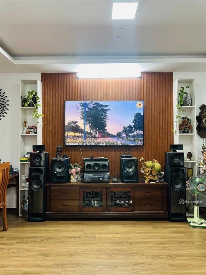 Bán gấp căn hộ ruby city ct1 58m 2pn 2wc, giá 4.09 tỷ, full nội thất, đối diện cc eco home