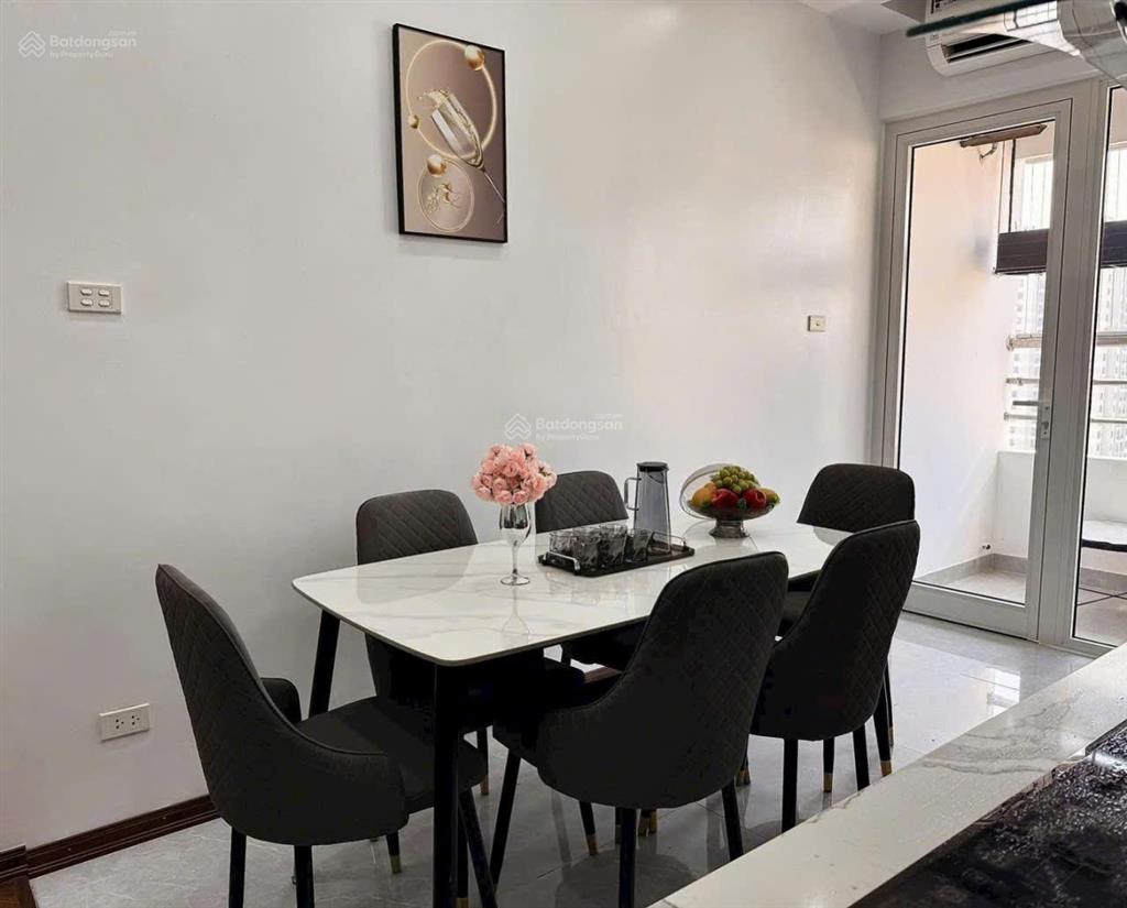 Chính chủ bán gấp căn hộ 2 ngủ tòa b2 hud2 tây nam linh đàm, 68m2, giá 5.47 tỷ, tòa vip linh đàm