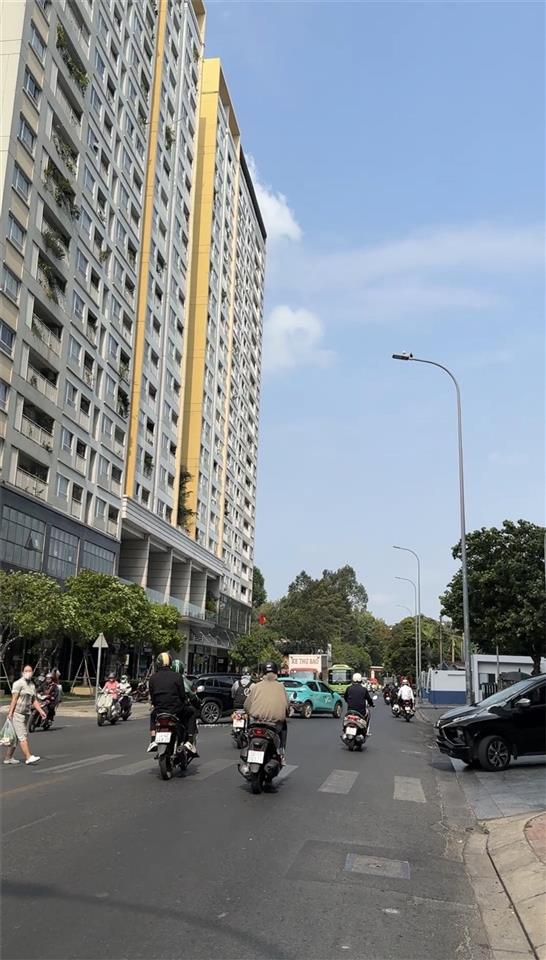 **Bán nhà MT Phổ Quang, phường 2, Tân Bình (4*17m ) khu VIP sân bay