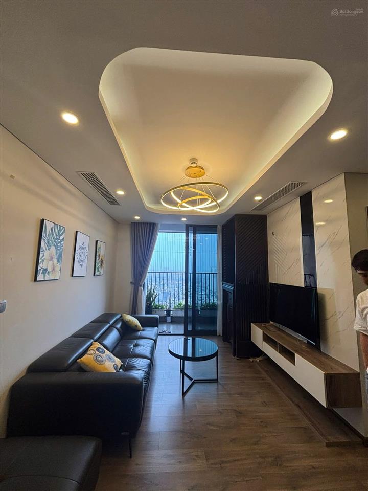 Chính chủ bán căn hộ tầng 20 tòa 27a1 greenstars diện tích 66,8m2 2pn, 2vs full nội thất giá 6,5 tỷ