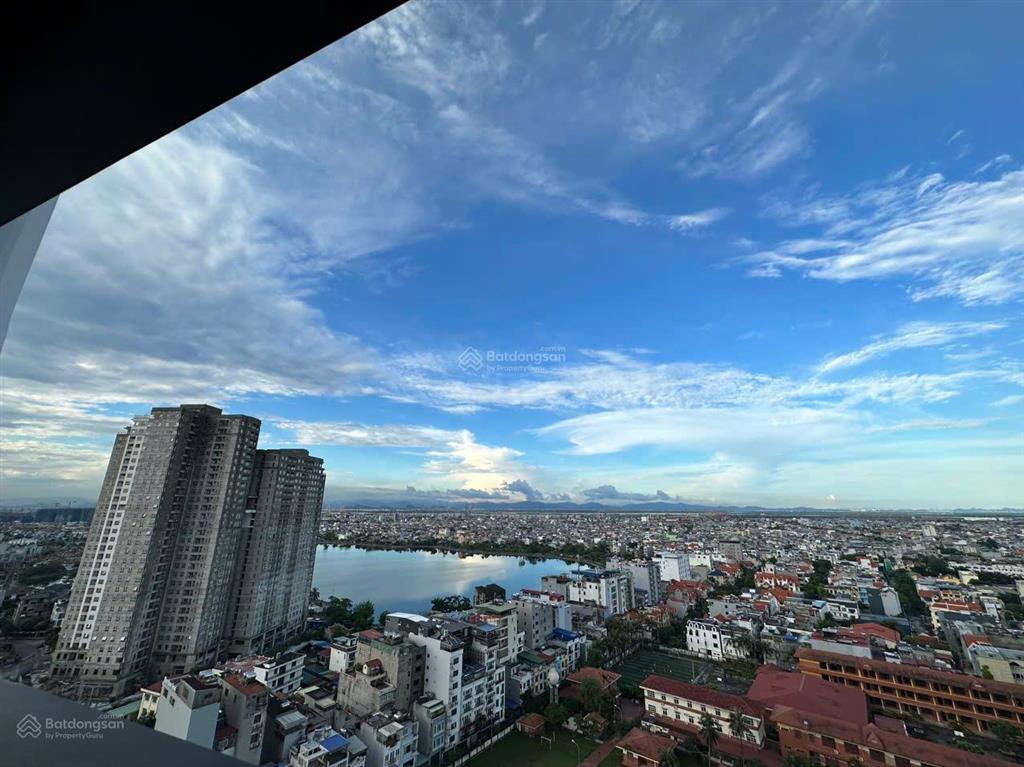 Bán căn góc diamond crown doji 81m² 2pn view hồ giá dưới 6 tỷ