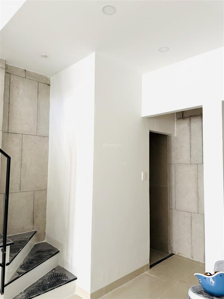 Bán nhà mới đầu ngõ hẻm phương sài trung tâm thống nhất phường tây nha trang giá chỉ 4 tỷ